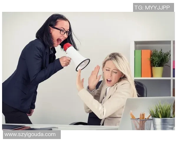 最暴躁女足球明星的传奇人生与赛场风云揭秘